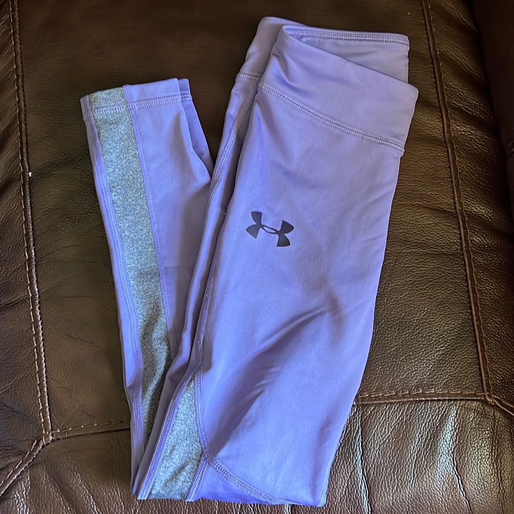 Youth small UA